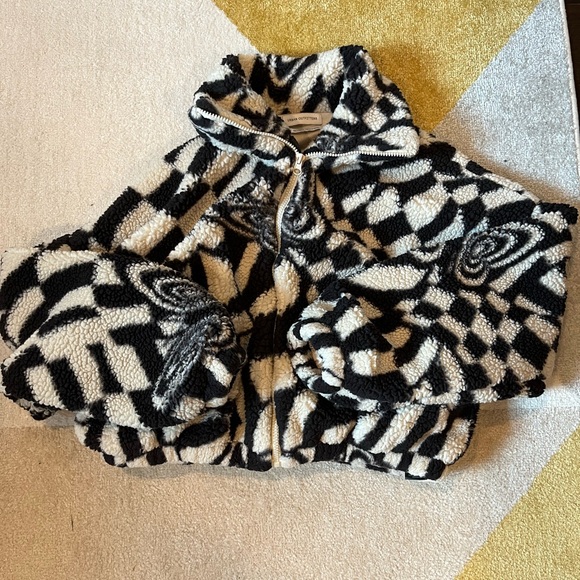 Urban Outfitters Olivia Print Sherpa Jacket XS Black white oversized print - Picture 4 of 11